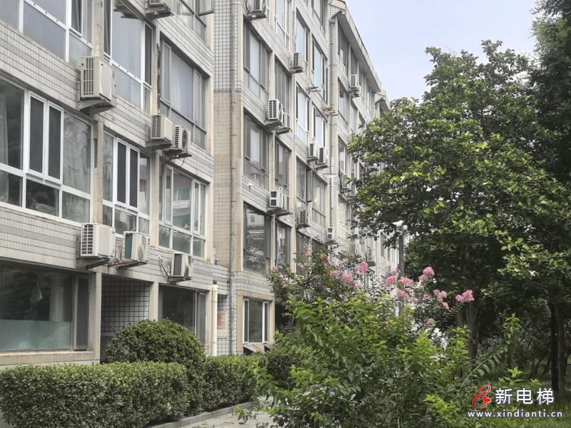 <strong>喜訊！升華電梯中標(biāo)鴻運(yùn)花園電梯國(guó)補(bǔ)項(xiàng)目，為首都老舊小區(qū)開(kāi)啟品質(zhì)新篇！</strong>